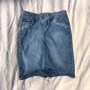 denim skirt